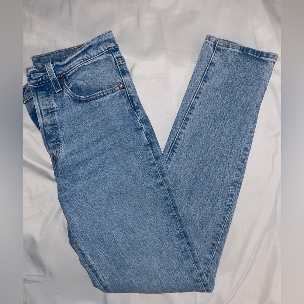 Levi’s jeans. W26 L32 great condition 👖
